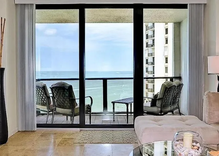 Gulf View Escape Steps From Clearwater